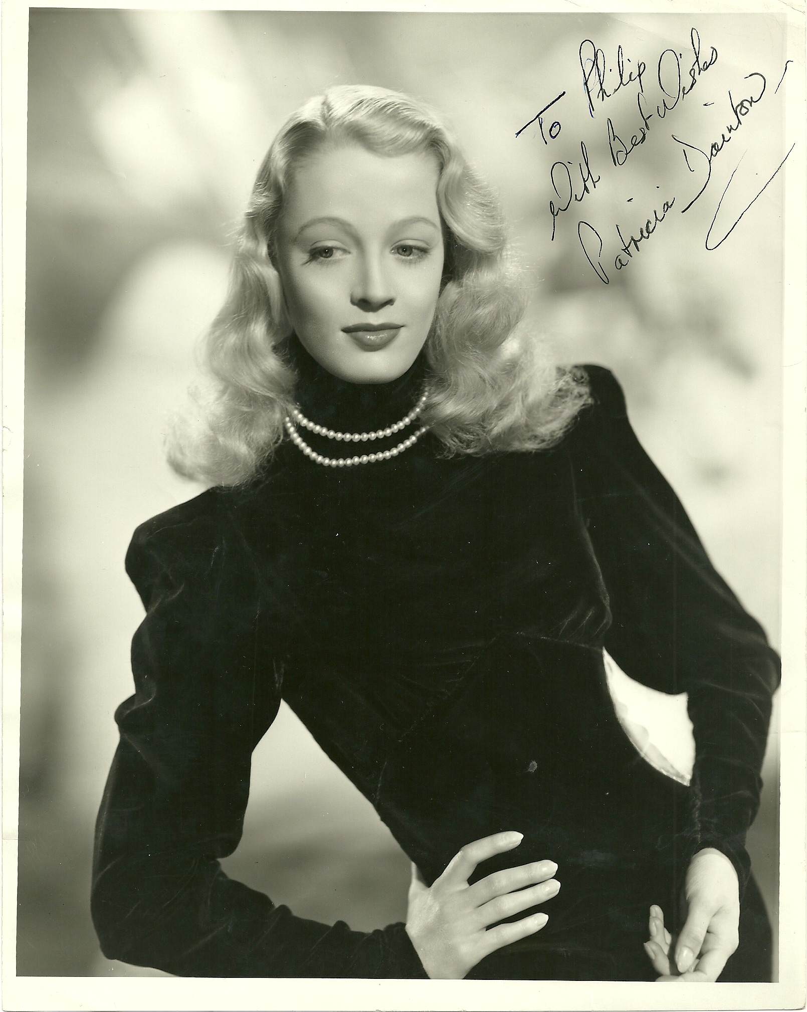 Dinah Sheridan (1920?012) images Marin Hinkle images