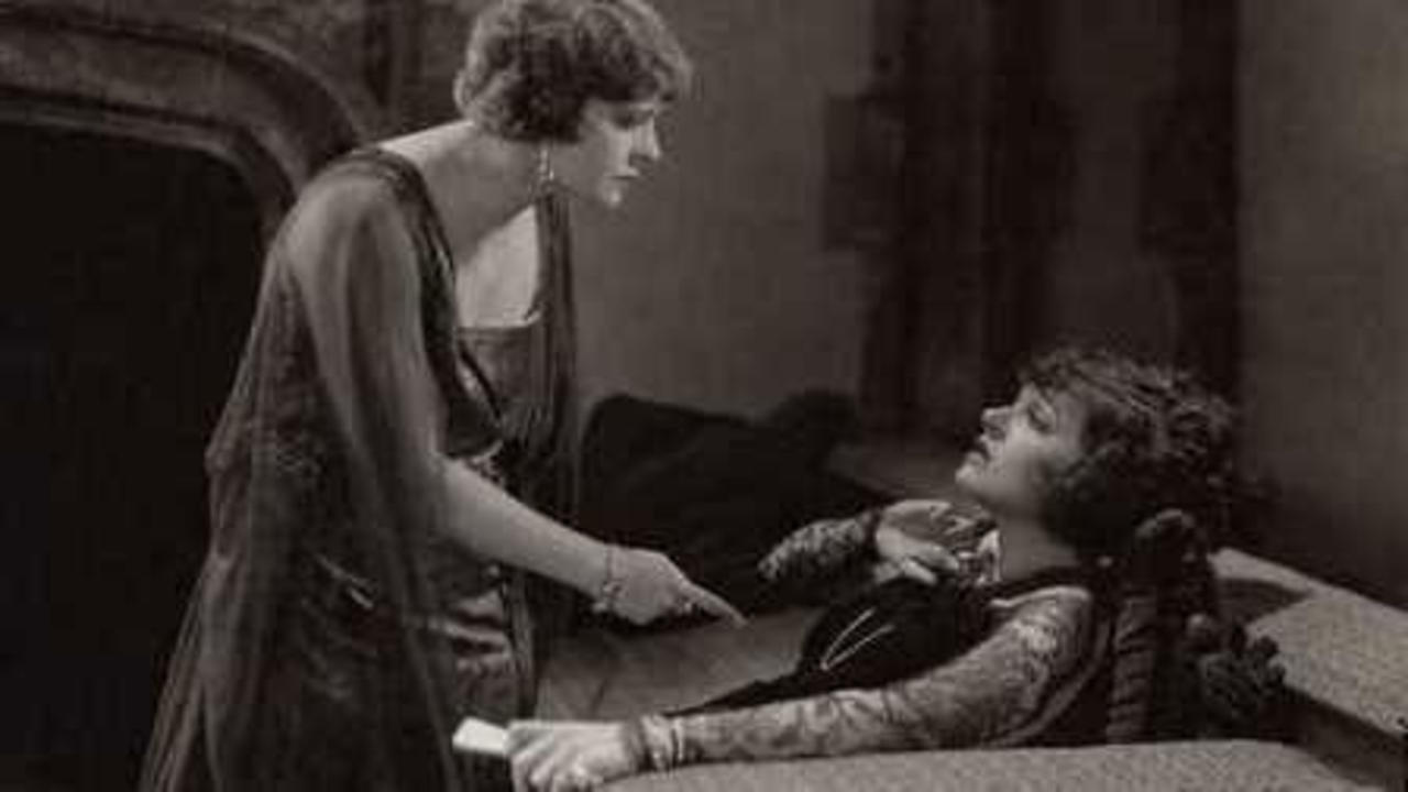 Discussion on this topic: Diana Glenn, diana-glenn/ Communication on this topic: Adrienne Corri, diana-glenn/