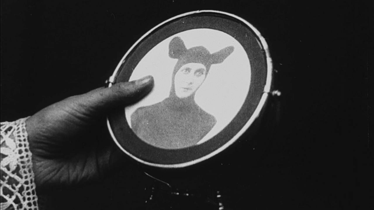 FEMMES FATALES - Movies List on MUBI