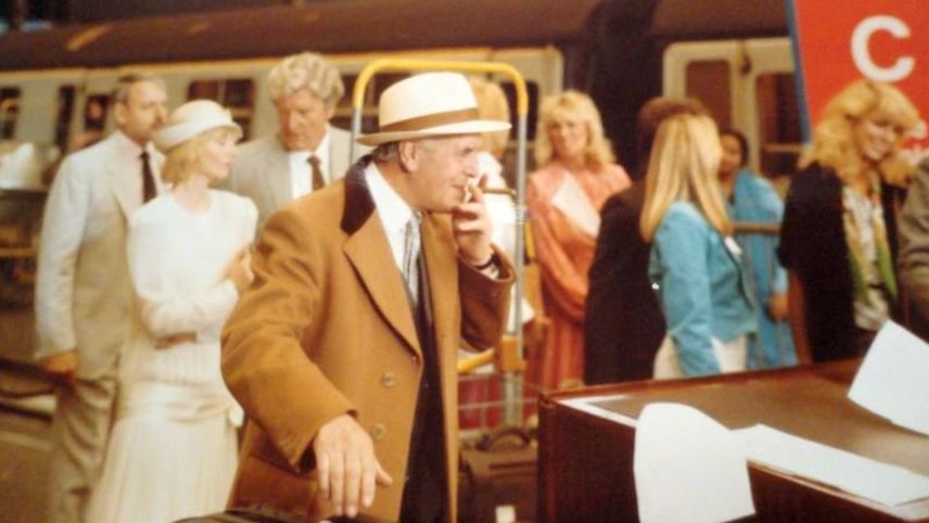 minder on the orient express free download