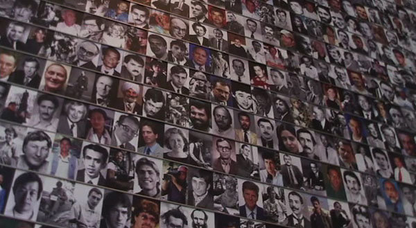 Under Fire: Journalists in Combat